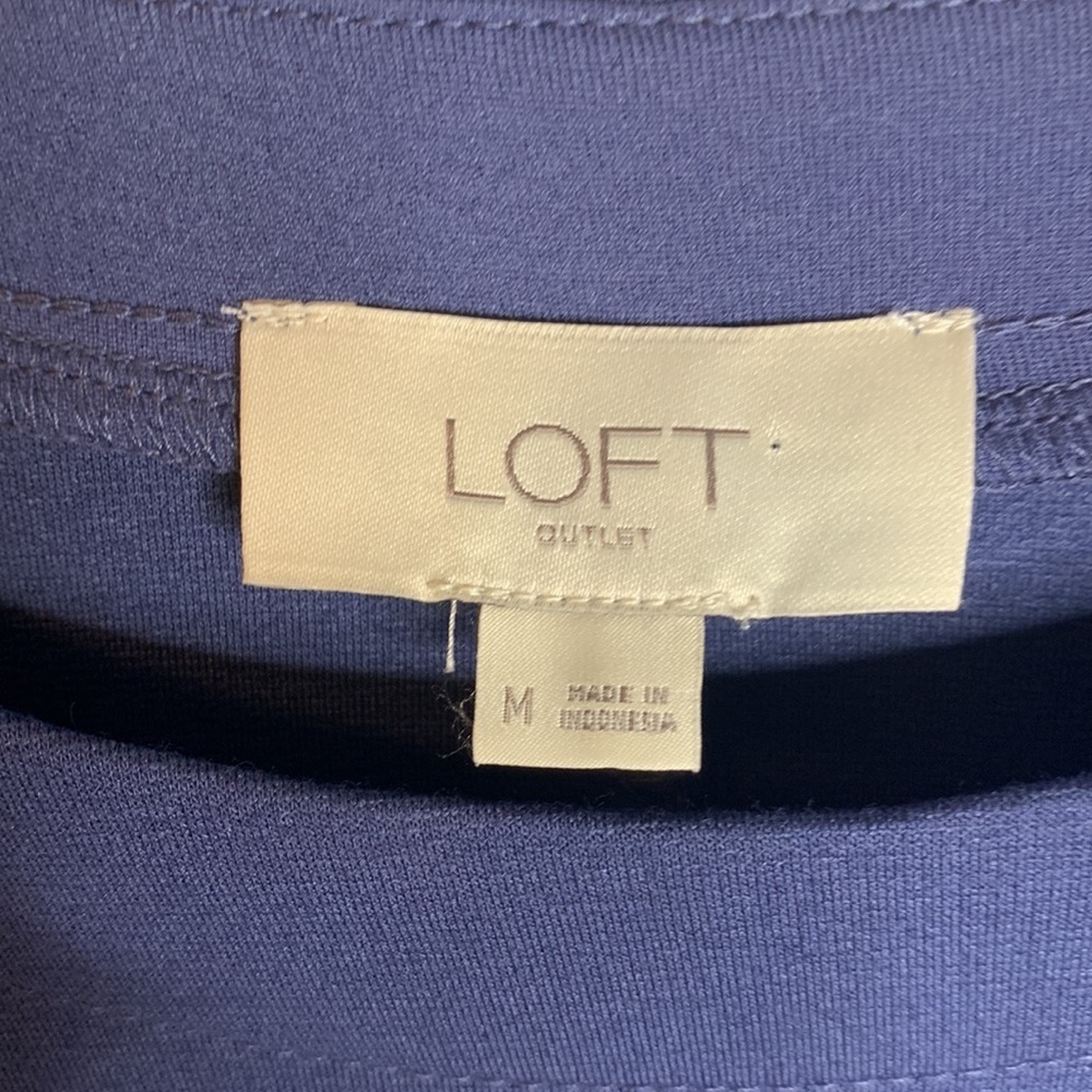LOFT DRESS - Picture 2 of 5